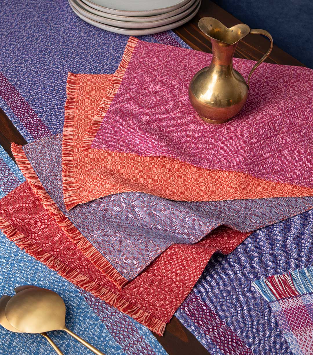 Handwoven January/February 2022