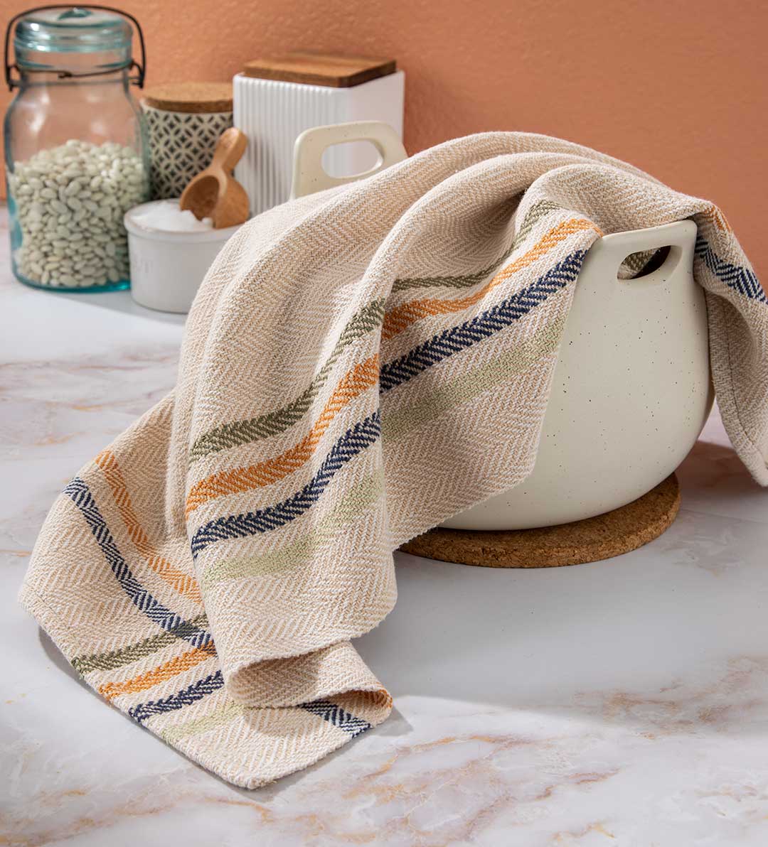 Handwoven May/June 2022