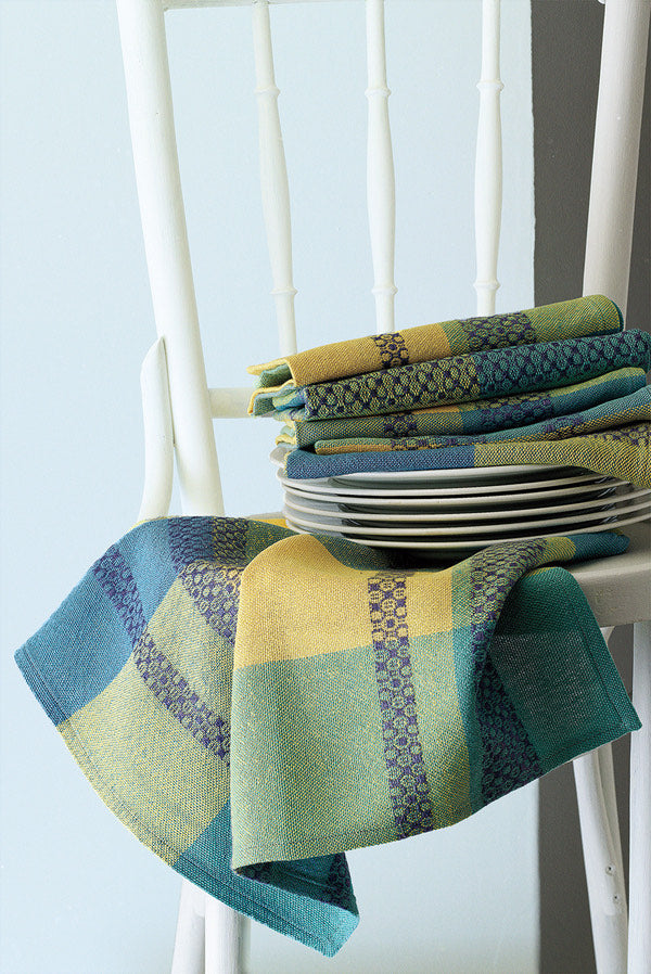 Best of Handwoven: Top Ten Projects in Overshot Volume III