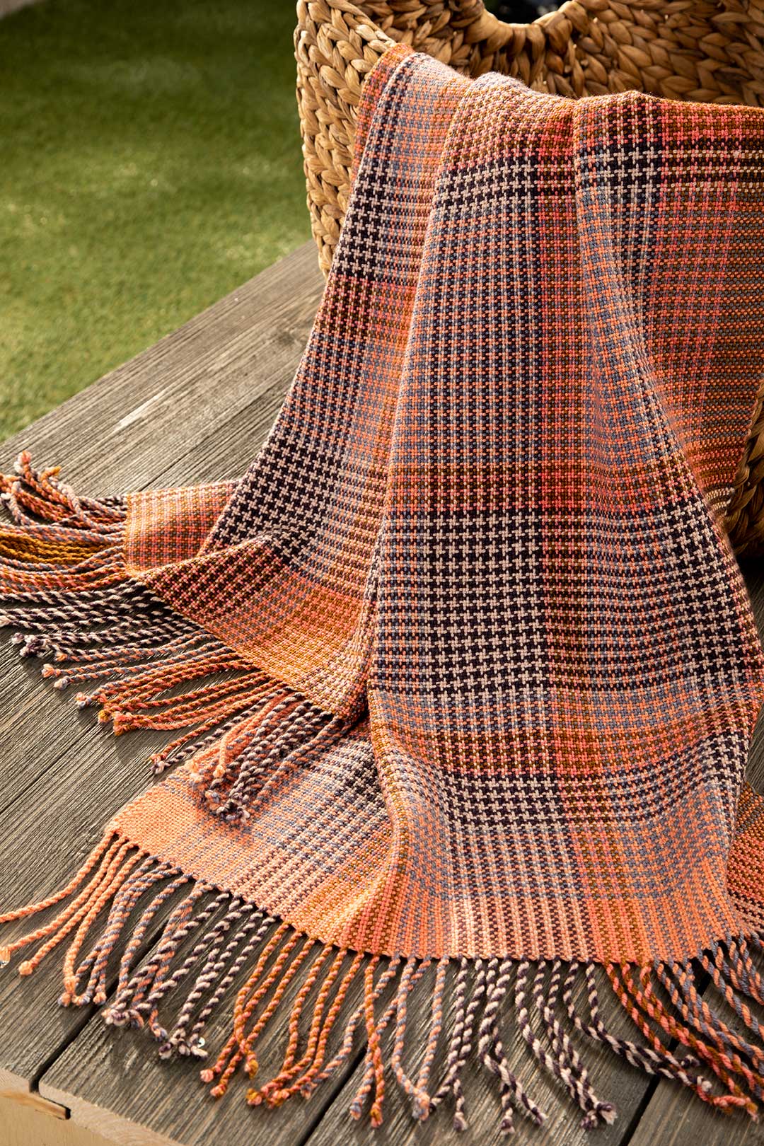 Handwoven May/June 2021